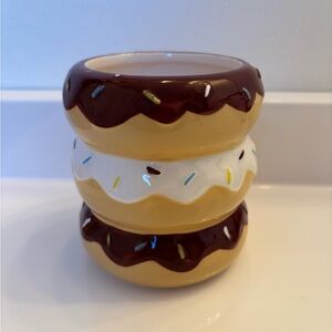 Ceramic Donut Scented Candle.